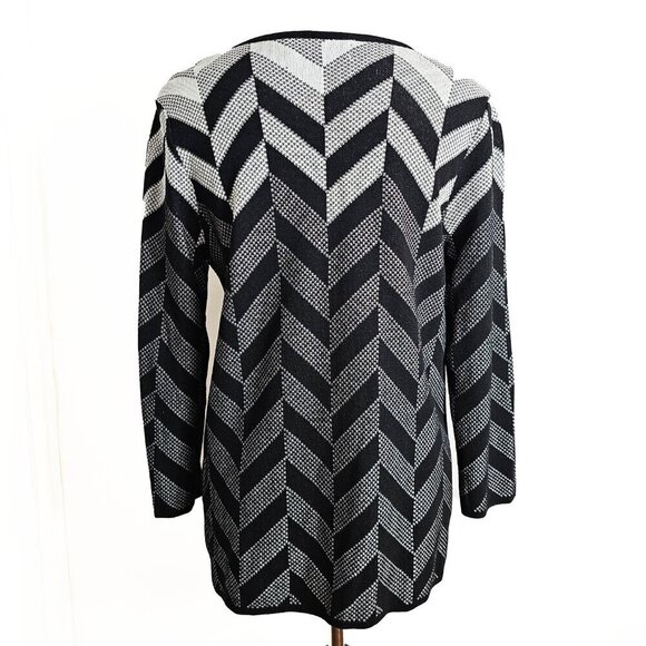 Kasper Chevron Cardigan Black White Gray - Picture 2 of 4